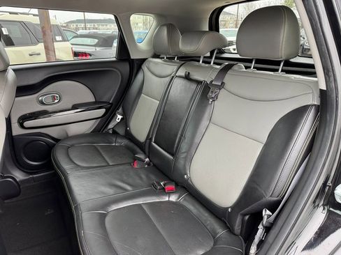 Used 2016 Kia Soul + w/ Primo Package image 16
