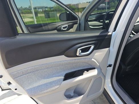 Used 2022 Jeep Compass Latitude w/ Convenience Group FWD image 25
