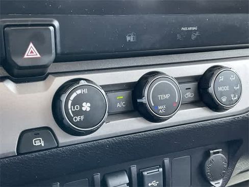 Used 2020 Toyota Tacoma SR5 image 22