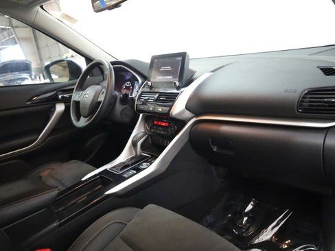Used 2023 Mitsubishi Eclipse Cross SE image 27