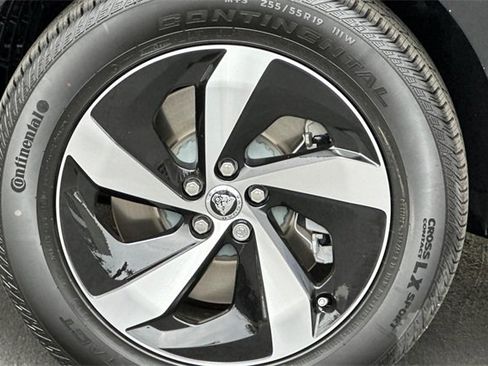 New 2026 Jaguar F-PACE R-Dynamic S image 25