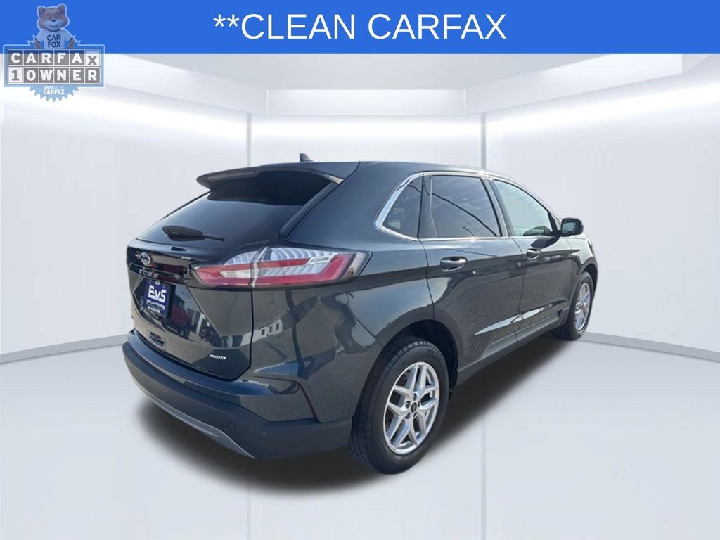 Used 2024 Ford Edge SEL w/ Convenience Package AWD/4WD image 3