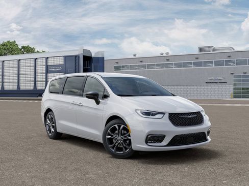 New 2026 Chrysler Pacifica Select image 5
