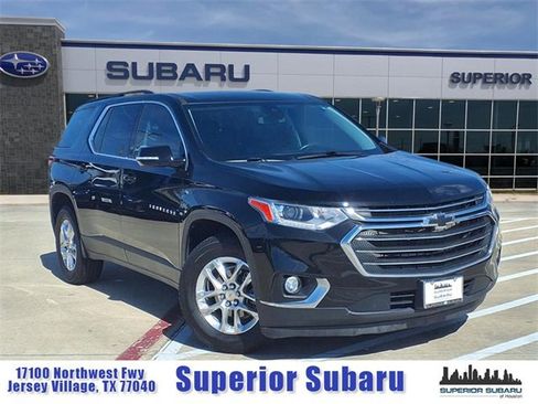 Used 2020 Chevrolet Traverse LT w/ Driver Confidence II Package image 1