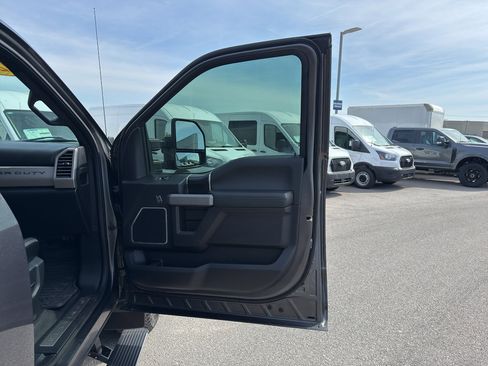 Used 2020 Ford F350 Platinum image 22