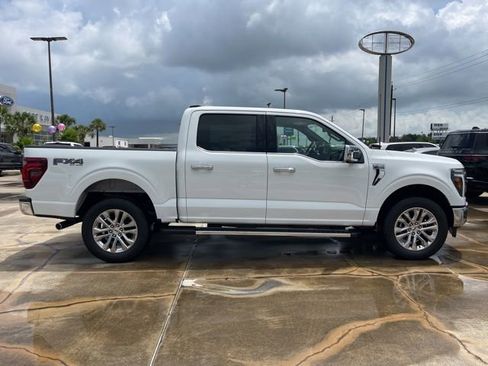 New 2025 Ford F150 Lariat w/ Equipment Group 501A Mid image 9