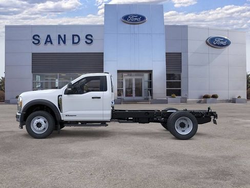 New 2026 Ford F550 4x4 Regular Cab Super Duty image 3
