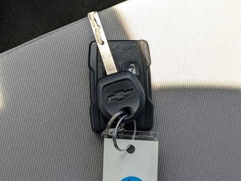 Used 2020 Chevrolet Silverado 1500 LT image 28