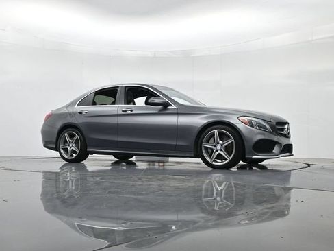 Used 2017 Mercedes-Benz C 300 4MATIC Sedan image 37