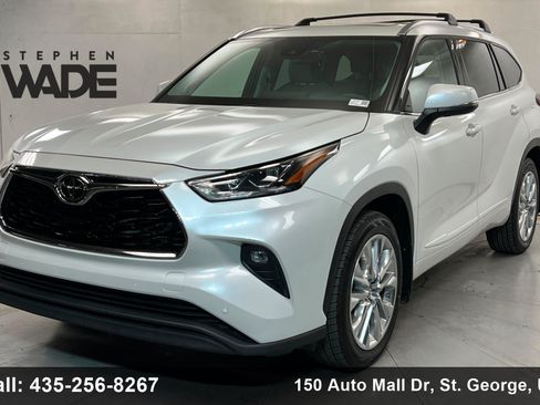 Used 2023 Toyota Highlander Limited AWD/4WD image 1