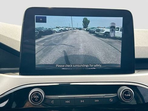 Used 2020 Ford Escape SEL image 13