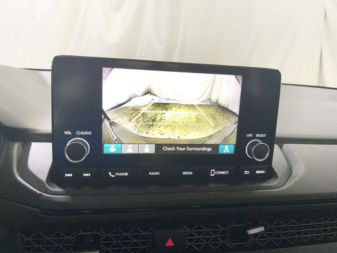 Certified 2023 Honda Accord EX image 17