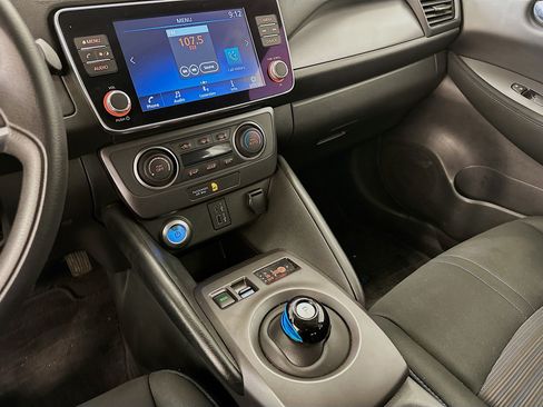 Used 2024 Nissan Leaf S FWD image 25