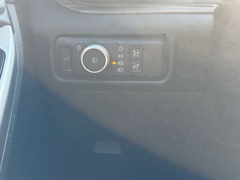 Certified 2022 Ford Explorer Limited w/ Equipment Group 301A image 23