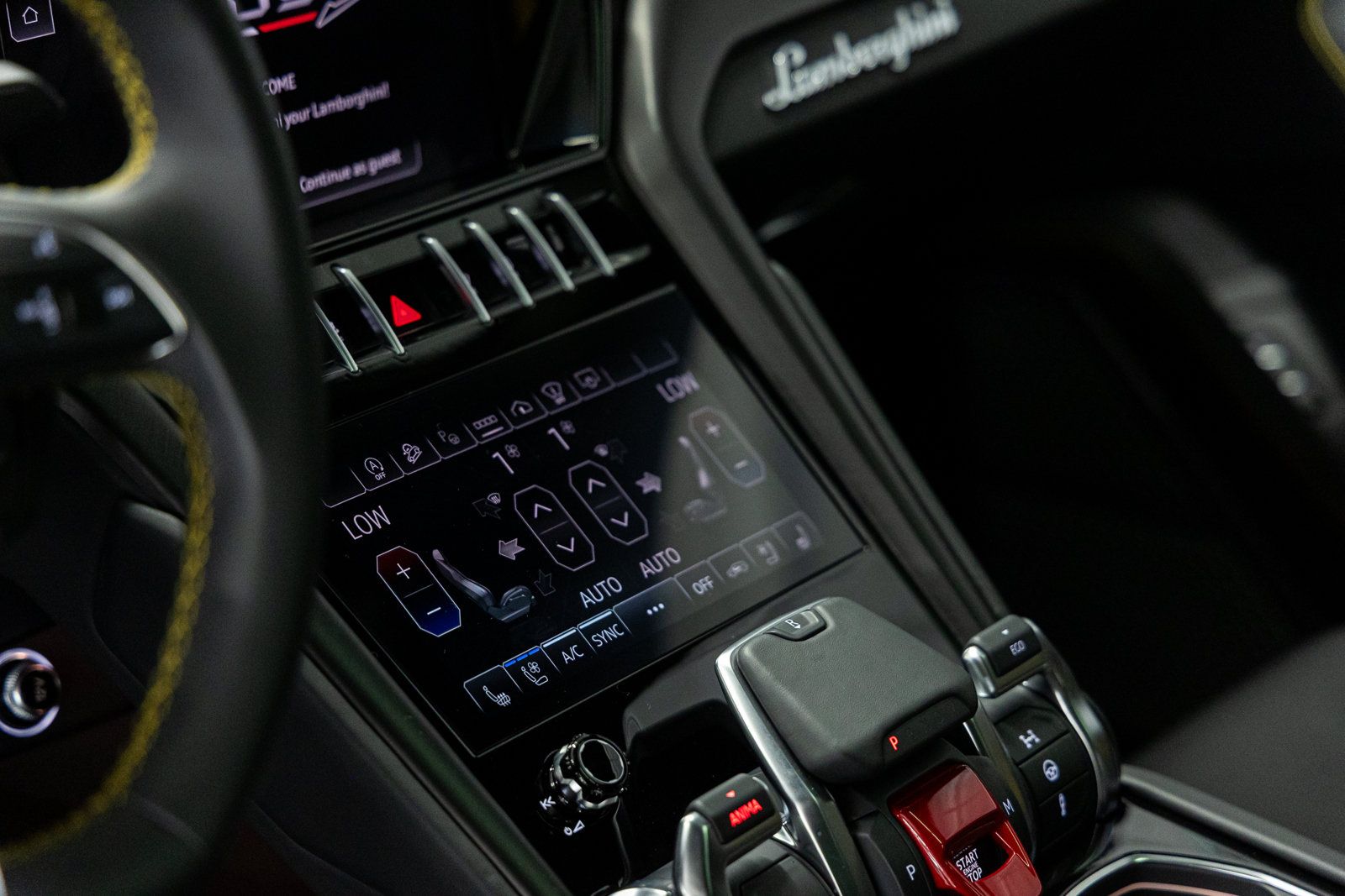 Used 2024 Lamborghini Urus S AWD/4WD image 31