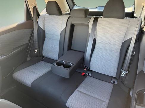 Used 2021 Nissan Rogue SV image 21