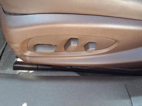 Used 2014 Chevrolet Impala LT image 18