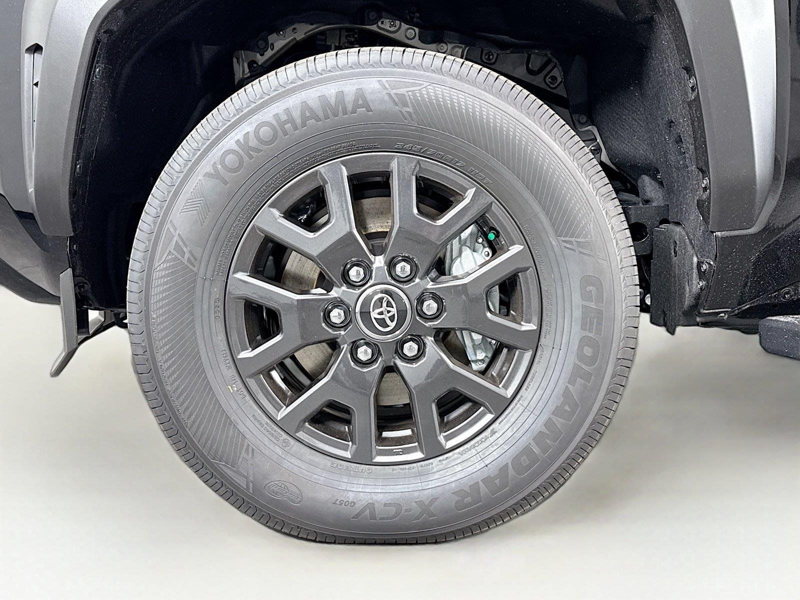 New 2026 Toyota 4Runner SR5 AWD/4WD image 12