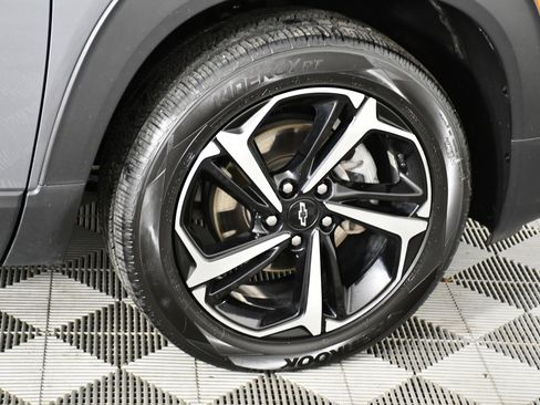 Used 2021 Chevrolet TrailBlazer RS w/ Sun and Liftgate Package image 54