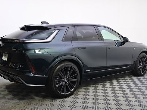 New 2026 Cadillac Lyriq V w/ LPO, Floor Liner Package AWD/4WD image 7