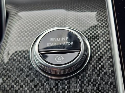 New 2026 Mercedes-Benz GLC 300 4MATIC image 11