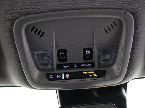 Used 2024 Chevrolet Malibu LT image 25