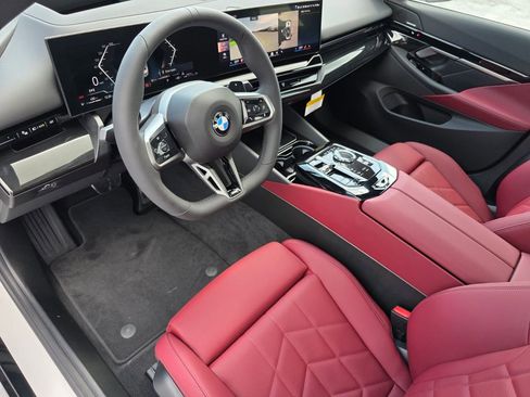 New 2026 BMW 530i RWD image 8