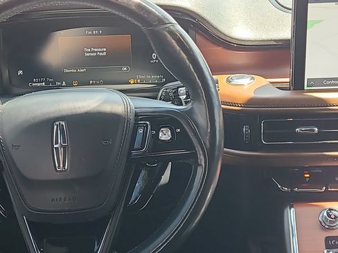 Used 2020 Lincoln Aviator Reserve w/ Equipment Group 202A AWD/4WD image 21