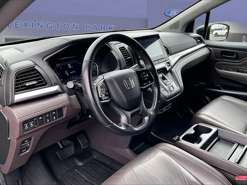 Used 2019 Honda Odyssey Touring image 17
