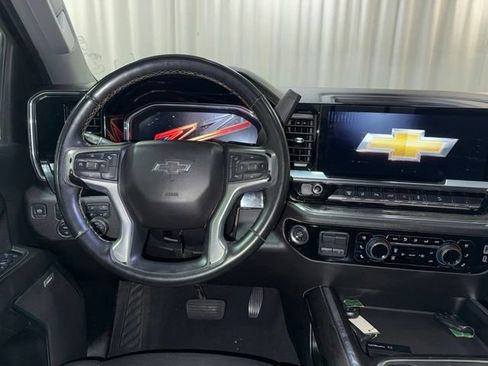 Used 2025 Chevrolet Silverado 3500 LTZ w/ Trail Boss Package AWD/4WD image 22