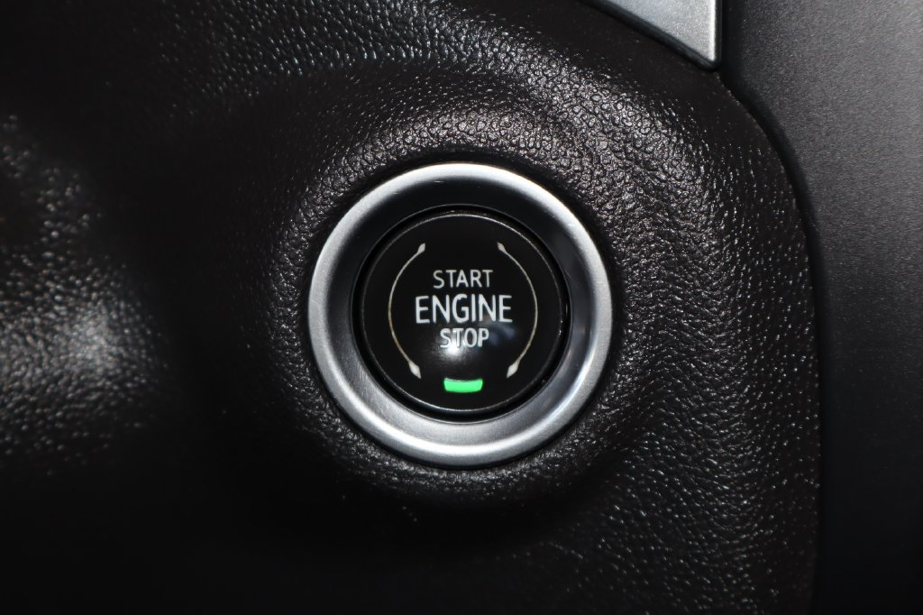 Used 2020 Chevrolet Silverado 1500 LT w/ All-Star Edition AWD/4WD image 23