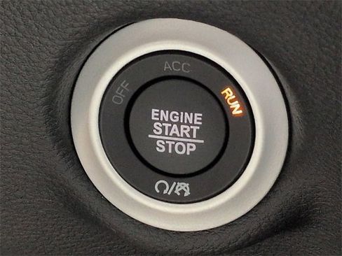 New 2026 Chrysler Pacifica Select image 30