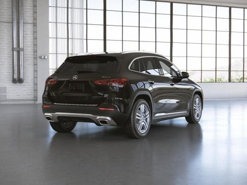 Used 2023 Mercedes-Benz GLA 250 4MATIC image 23