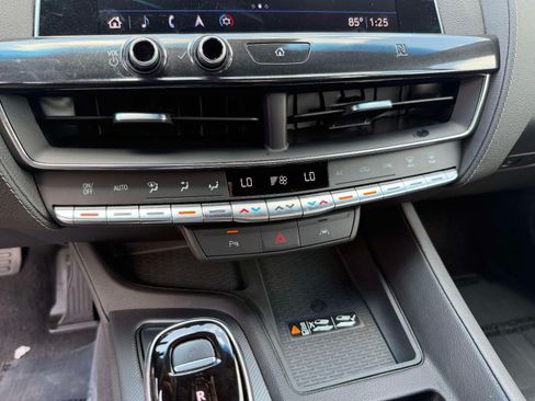 Used 2020 Cadillac CT5 Premium Luxury RWD image 10