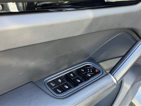 Used 2021 Porsche Cayenne GTS image 15
