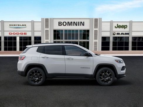 New 2026 Jeep Compass Latitude AWD/4WD image 21