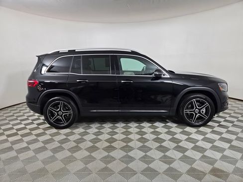 Certified 2026 Mercedes-Benz GLB 250 4MATIC image 2