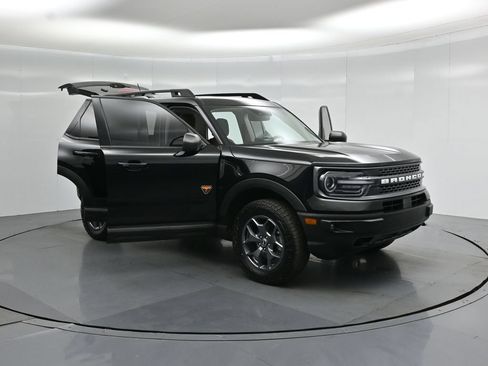 Certified 2023 Ford Bronco Sport Badlands w/ Premium Package AWD/4WD image 34