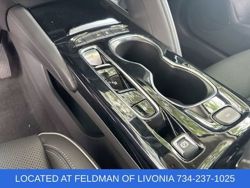 Certified 2023 Buick Envision Essence FWD image 15