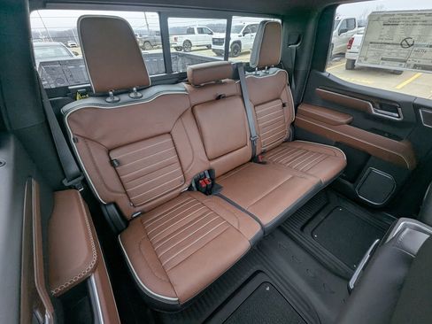 New 2026 GMC Sierra 1500 Denali Ultimate image 18