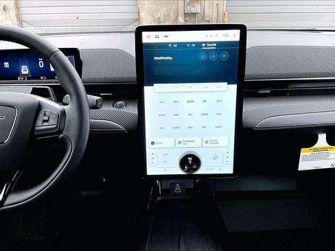 Certified 2025 Ford Mustang Mach-E Select w/ Interior Protection Package image 6