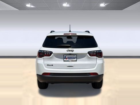 New 2026 Jeep Compass Latitude AWD/4WD image 10
