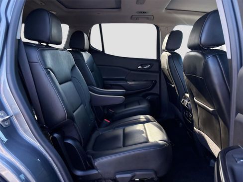 Used 2021 GMC Acadia SLT w/ Elevation Edition image 32