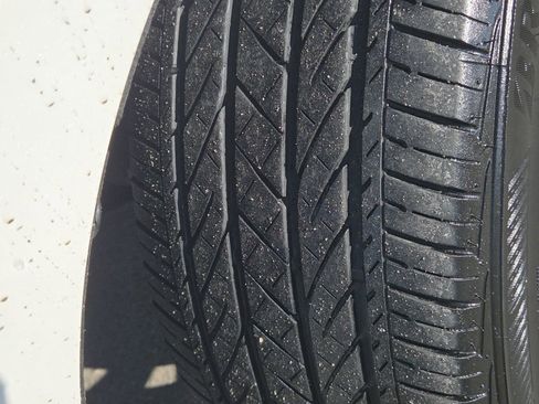 Certified 2025 Lexus ES 300h Ultra Luxury image 34