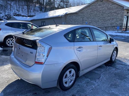Used 2011 Toyota Prius Two image 6