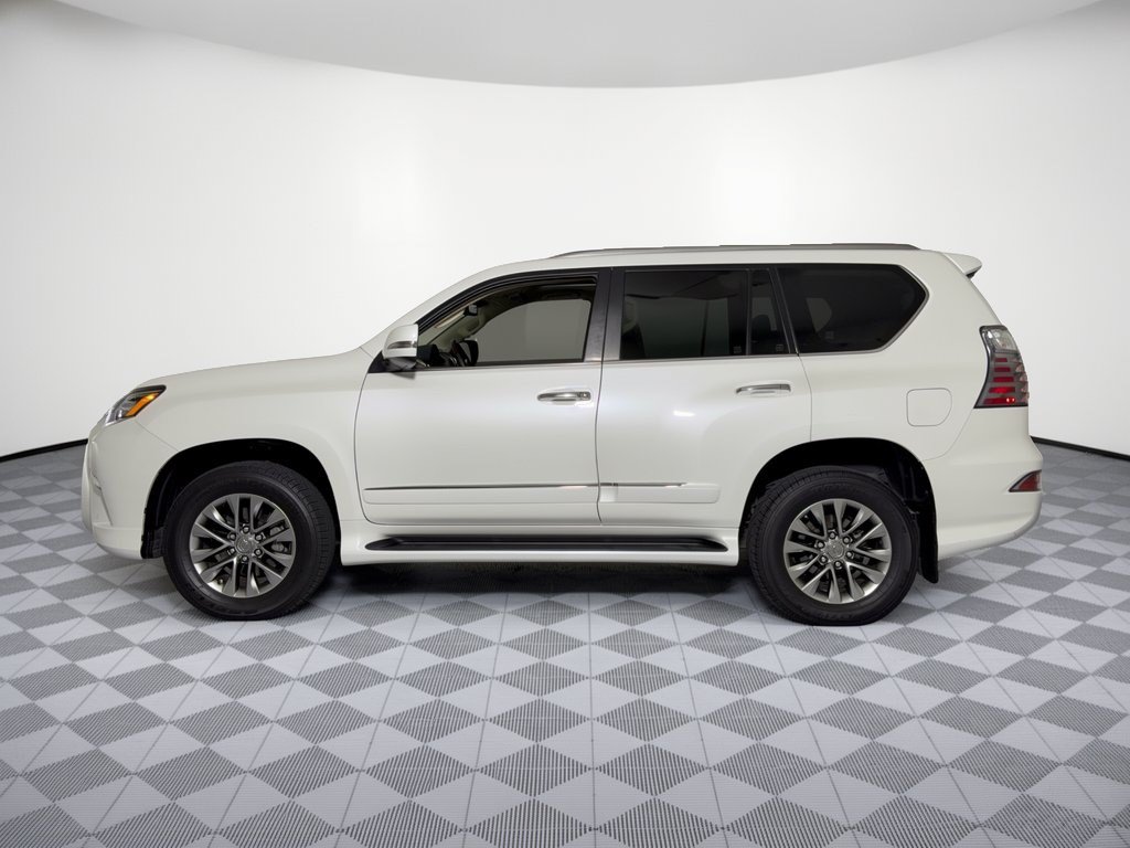 Used 2019 Lexus GX 460 Luxury AWD/4WD image 2