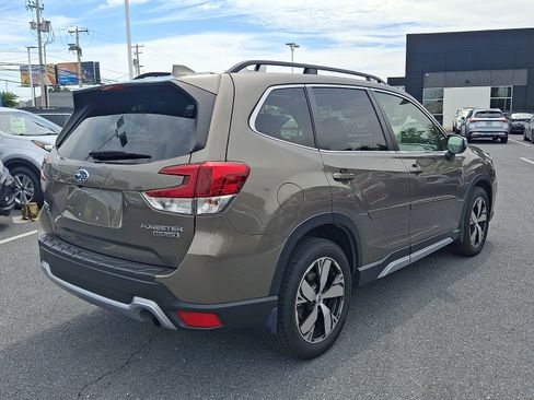 Used 2021 Subaru Forester Touring AWD/4WD image 4