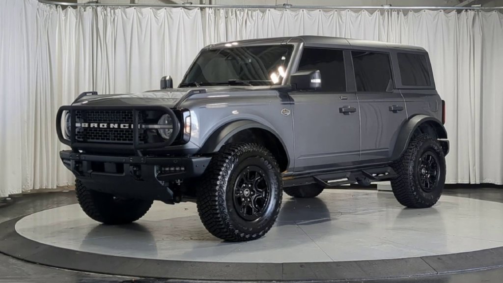 Used 2023 Ford Bronco Wildtrak AWD/4WD image 5