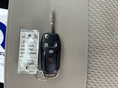 Used 2023 Ford Explorer 4WD image 29