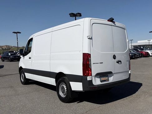 Used 2025 Mercedes-Benz Sprinter 2500 image 9